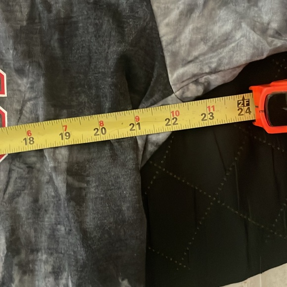 Kansas City Chiefs tie dye T-shirt. Says sleepwear but I’d wear it out.  Unisex - Picture 5 of 5